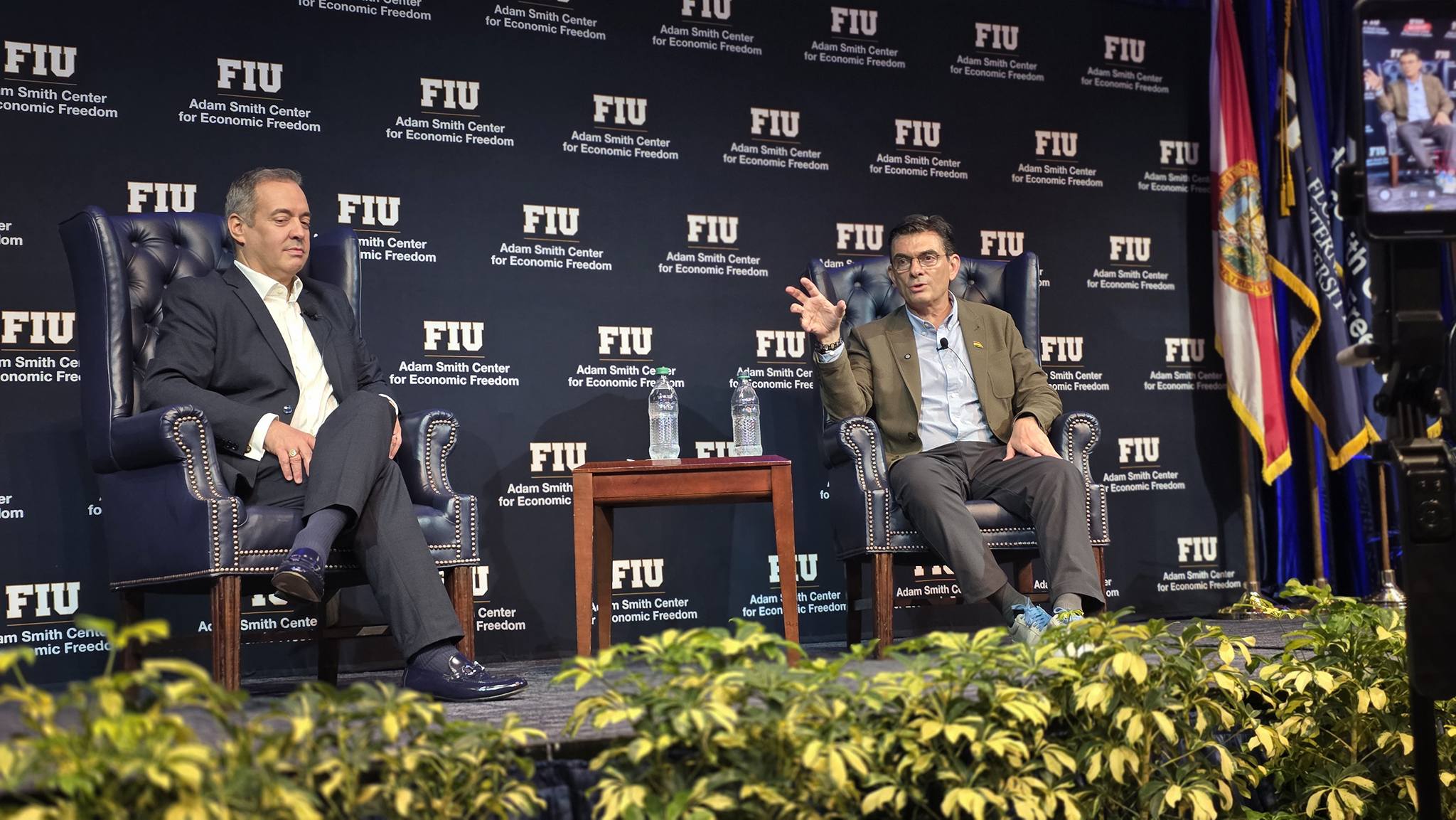 El presidente de Bolivia, Rodrigo Paz, en el Centro Adman Smith para la Libertad Económica de la Universidad Internacional de la Florida. Foto: Presidencia.