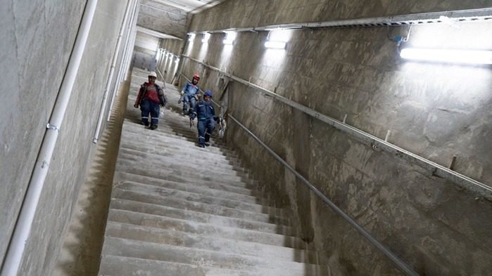 Galería alta de la Presa Sehuencas.