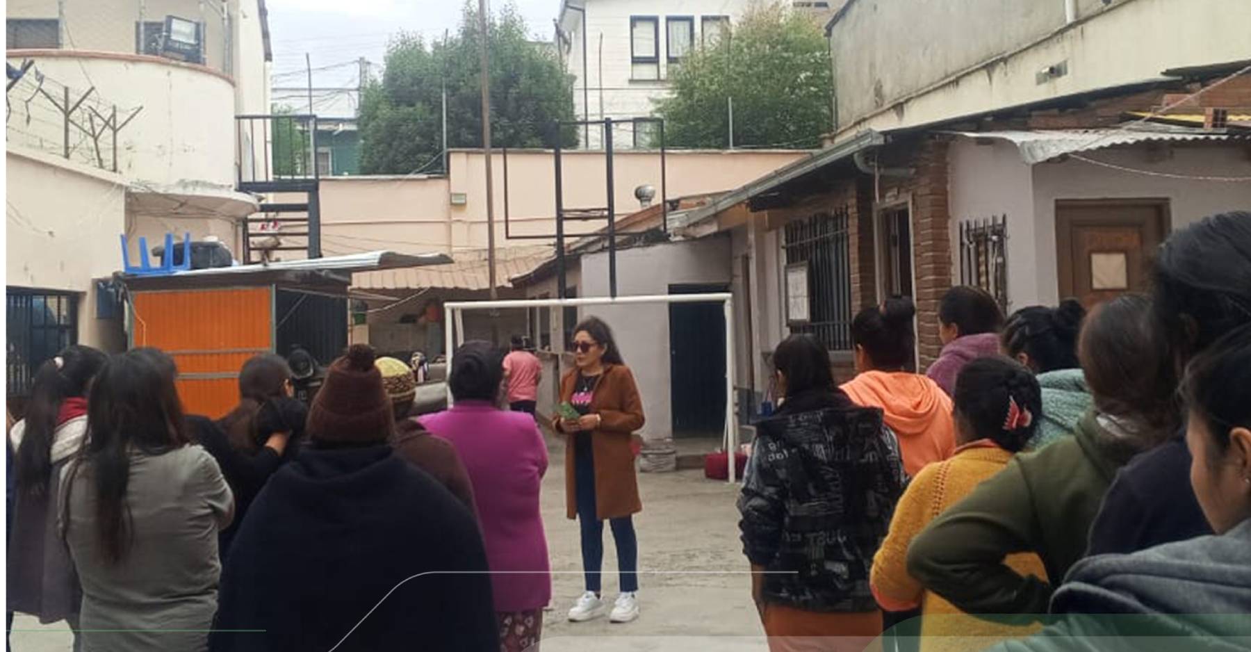 Visita en la cárcel de Miraflores de La Paz. Foto: Consejo de la Magistratura