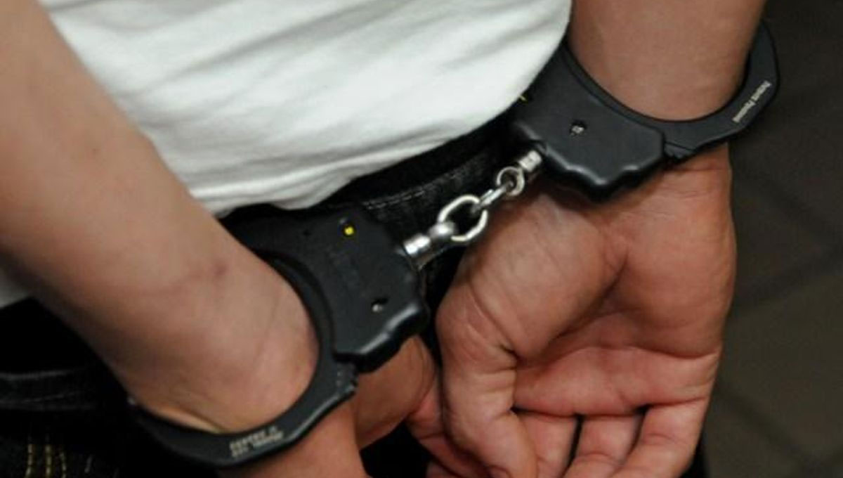 Imagen referencial de un hombre detenido. Foto: internet