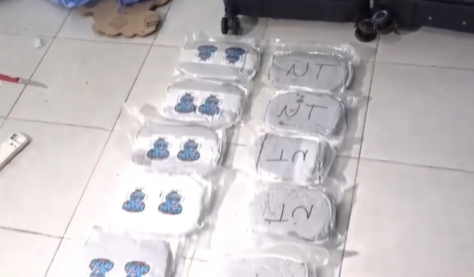 La droga encontrada en la vivienda abandonada. Foto: captura video