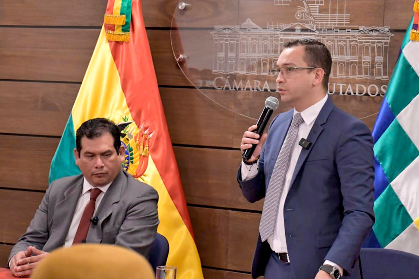 El presidente del TSJ, Romer Saucedo, junto con el titular de Diputados, Roberto Castro. Foto: TSJ