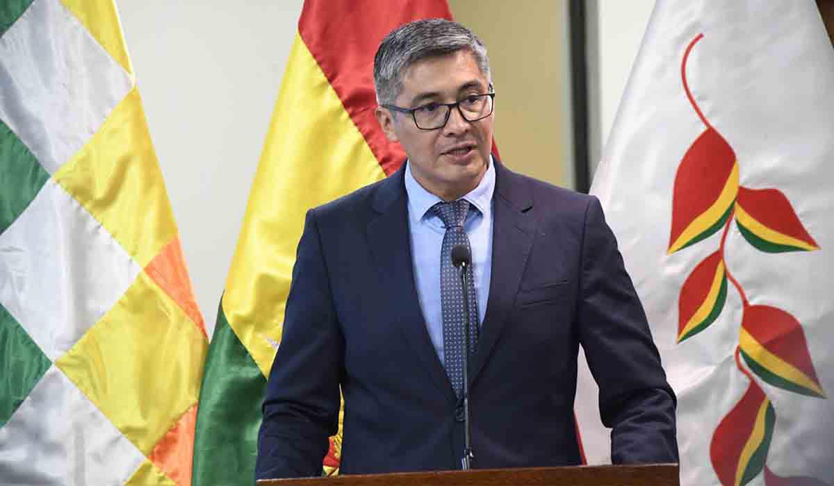 El ministro de Economía, José Gabriel Espinoza.