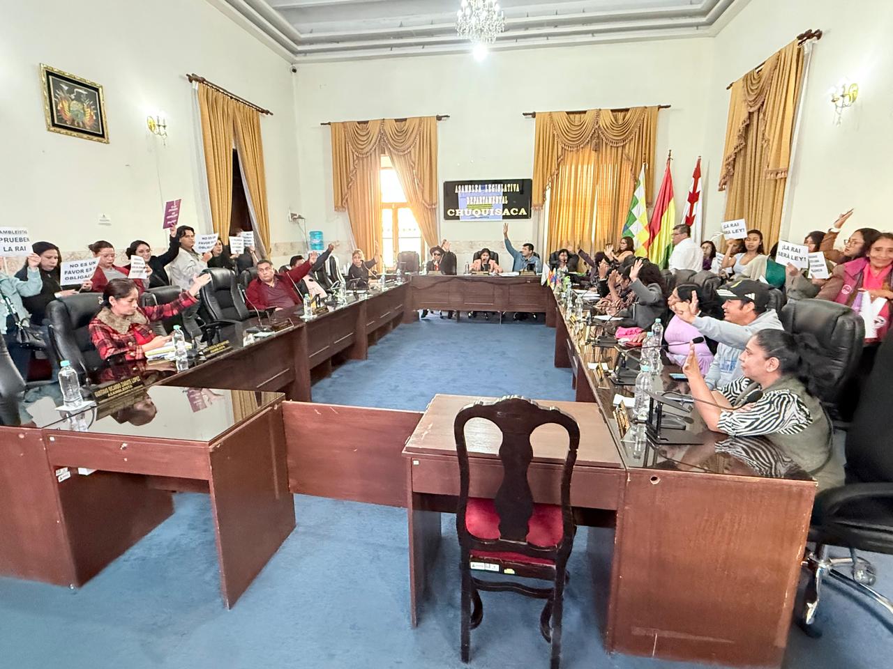 Aprobación de la Ley de Homologación y Aplicación de la Ruta de Actuación Interinstitucional (RAI) y sus anexos. Foto: Fiscalía General del Estado.