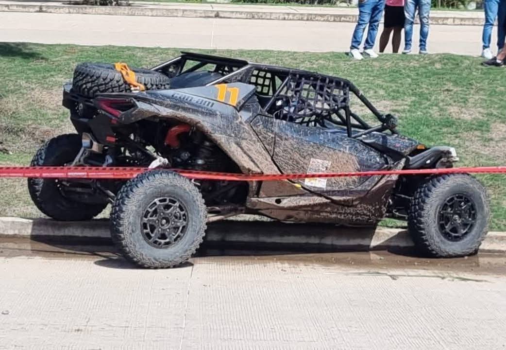 Vehículo en el que estaba el piloto José Pedro Rojas. Foto: RRHH.