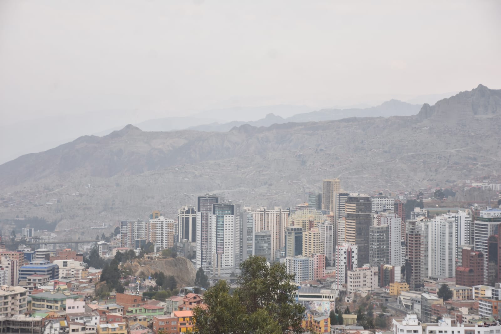 Vista contaminación atmosférica La Paz. Foto: AMUN.