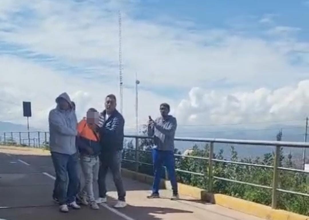 El sujeto fue aprehendido en una carretera de la ciudad de Cusco, Perú.