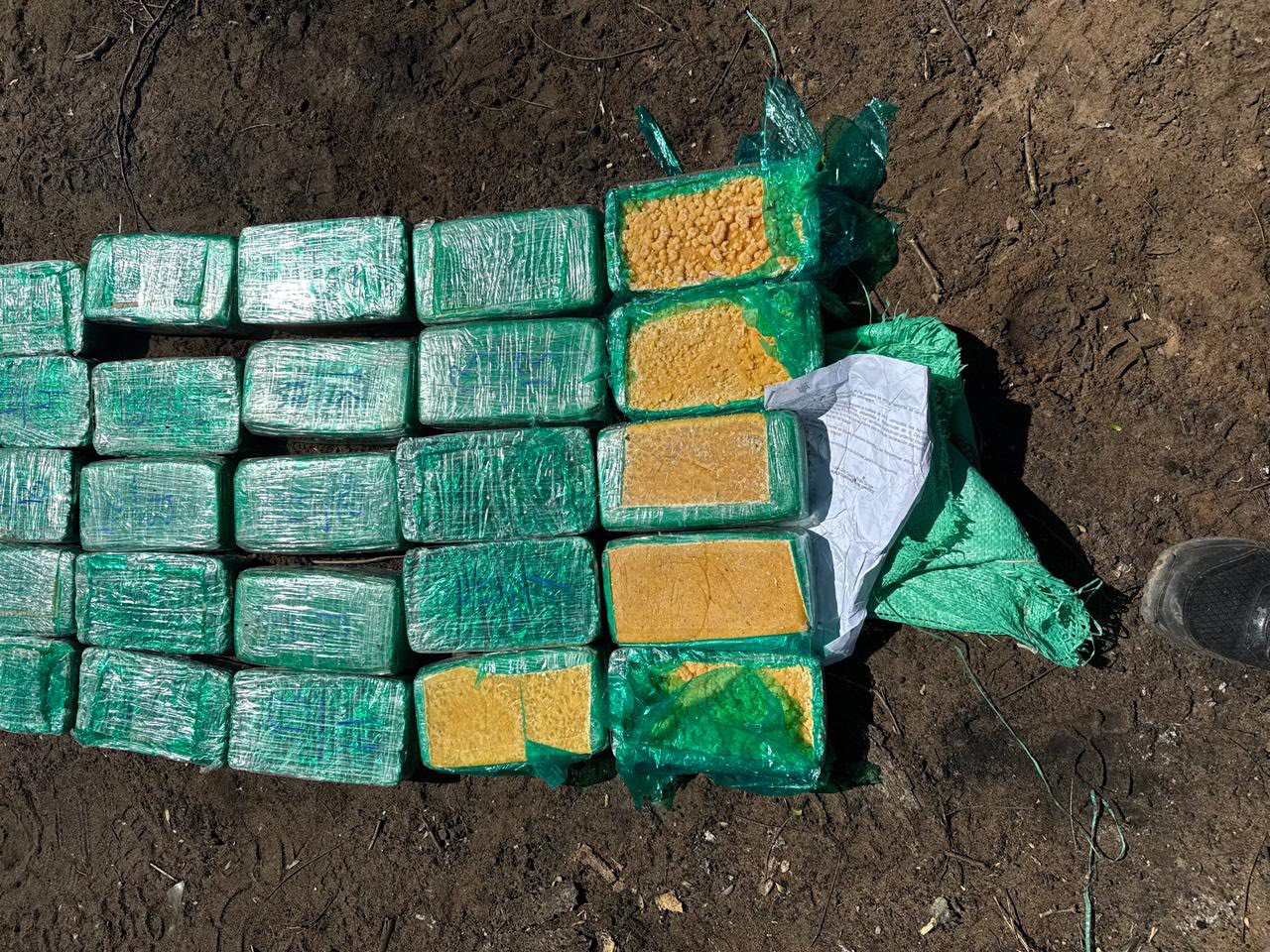 La droga secuestrada por la fuerza antidroga. Foto: FELCN
