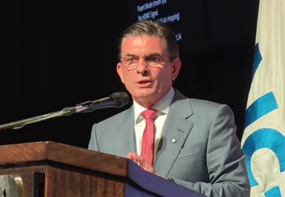 El mandatario Rodrigo Paz en foro Iberoamericano. Foto: captura video