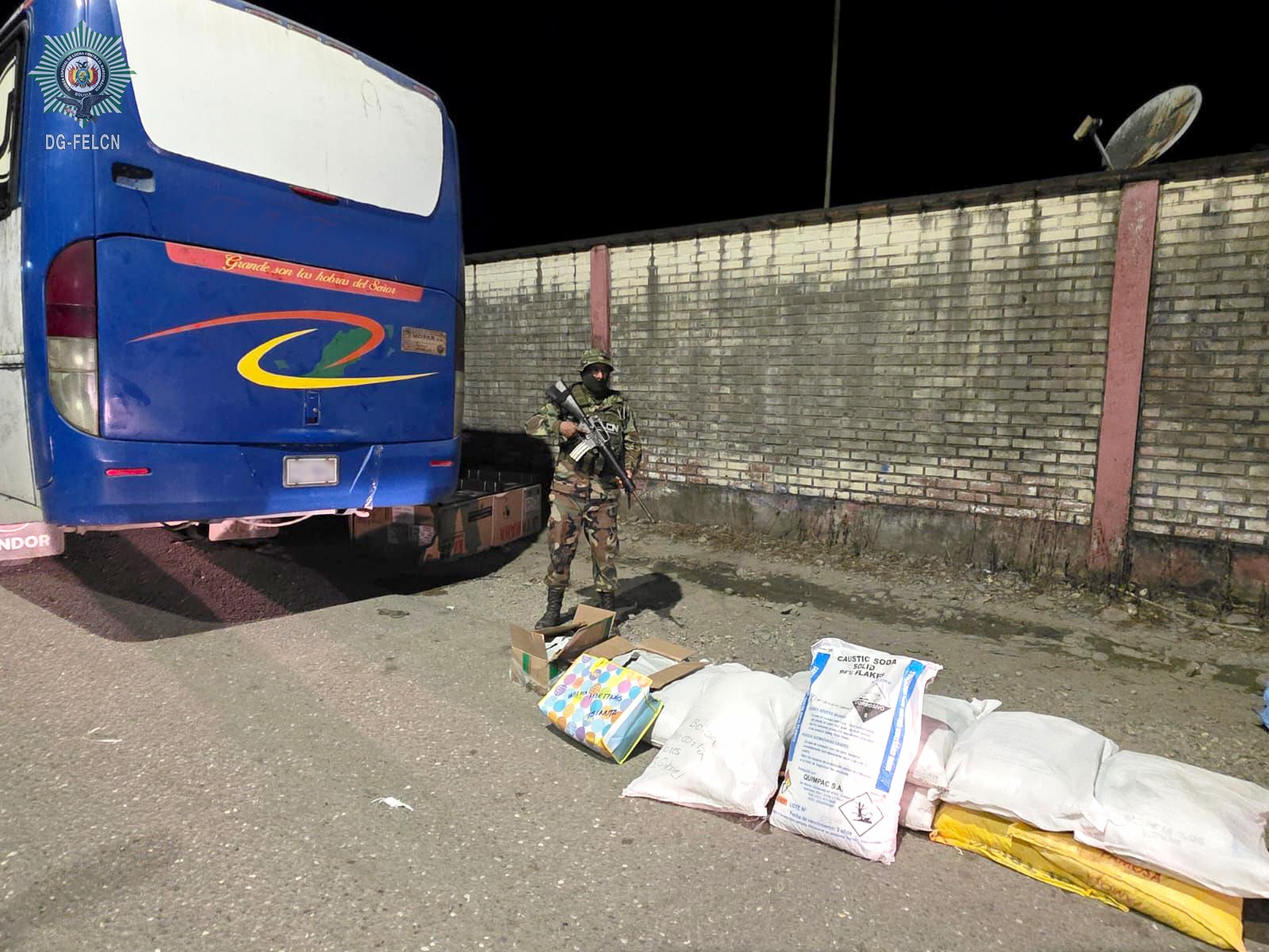 Las bolsas con las sustancias secuestradas por la Policía. Foto: FELCN