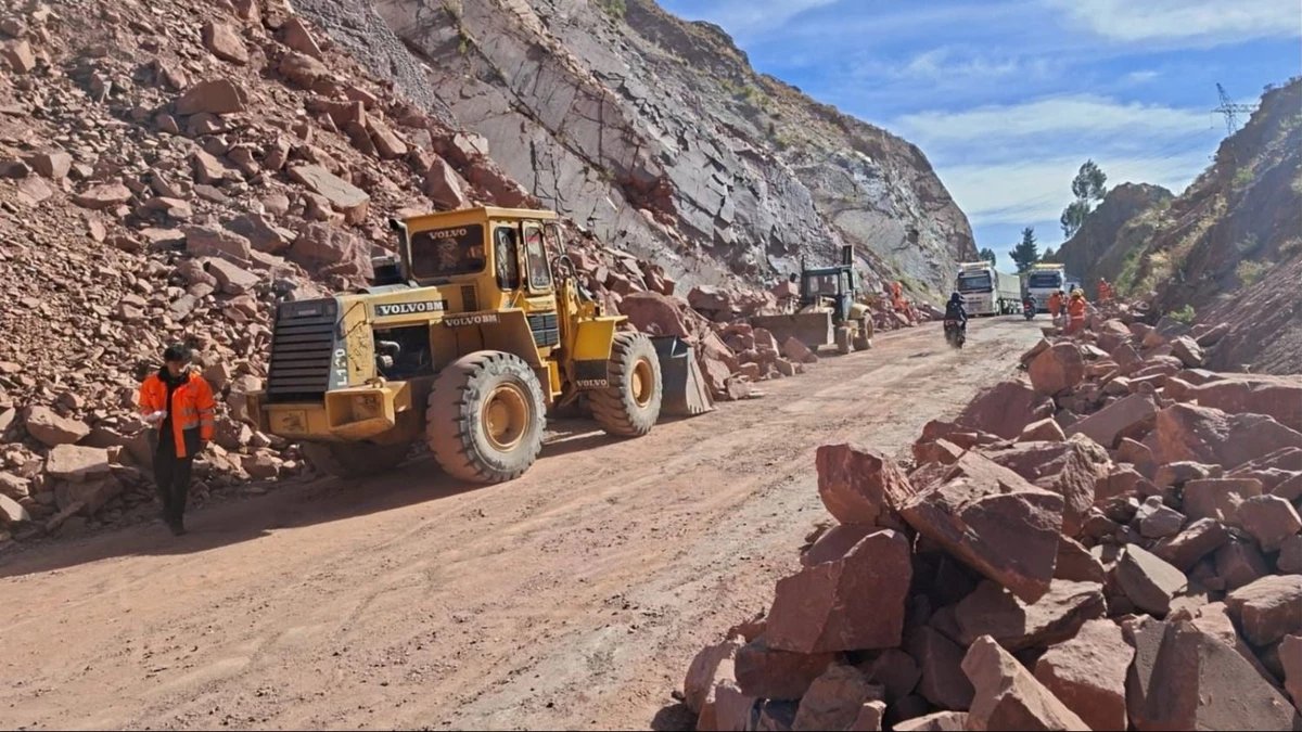 Distintas rutas del país fueron desbloqueadas. Foto: Mauricio Zamora redes sociales.