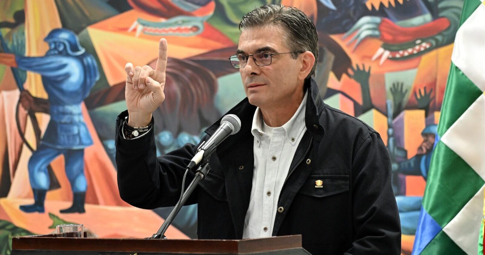 Presidente de Bolivia, Rodrigo Paz, este lunes en conferencia de prensa. Foto: Presidencia.