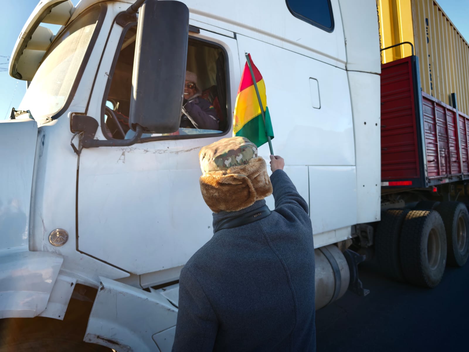 Trasportistas estaban varados desde hace más de 50 días en la carretera.