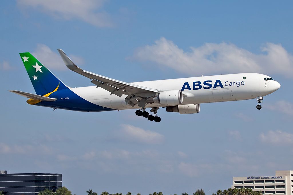 Avión de la aerolínea de carga ABSA Cargo, filial del grupo LATAM. Foto: MOPSV.