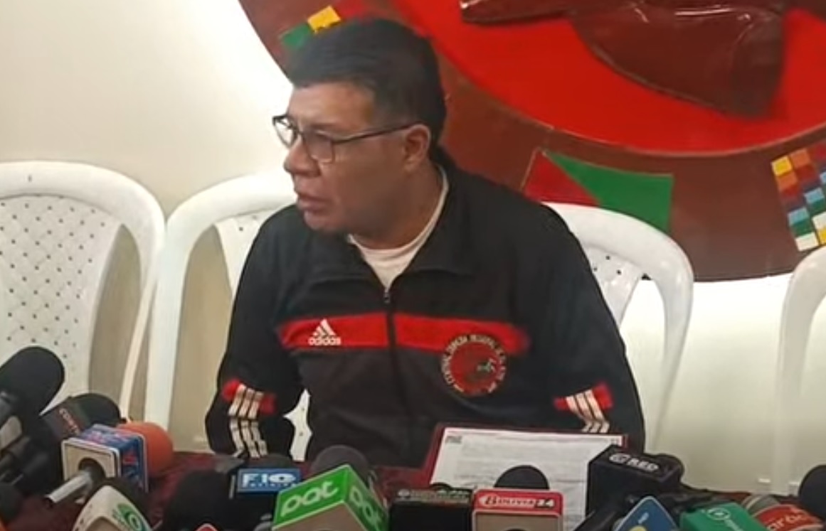 El secretario ejecutivo de la COR El Alto, Marcelo Mayta, en conferencia de prensa. Foto: captura video