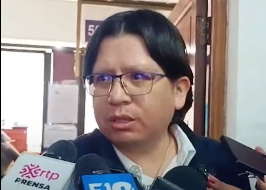 El exministro Sergio Cusicanqui en rueda de prensa. Foto: captura video