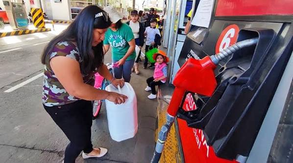 La medida responde al incremento en la demanda de combustible en bidones.