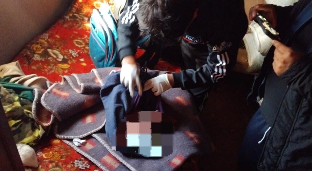 La bebé encontrada en Chayacari, Potosí. Foto: FGE