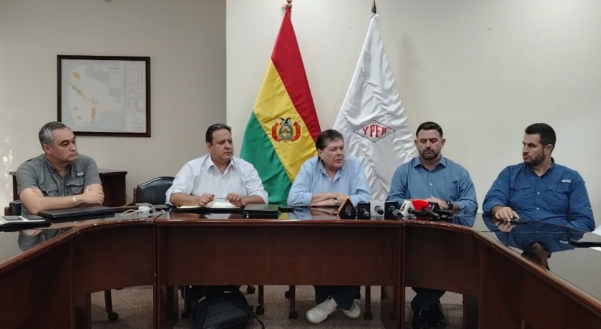 Autoridades del Gobierno y la CAO se reunieron este miércoles. Imagen: Captura.