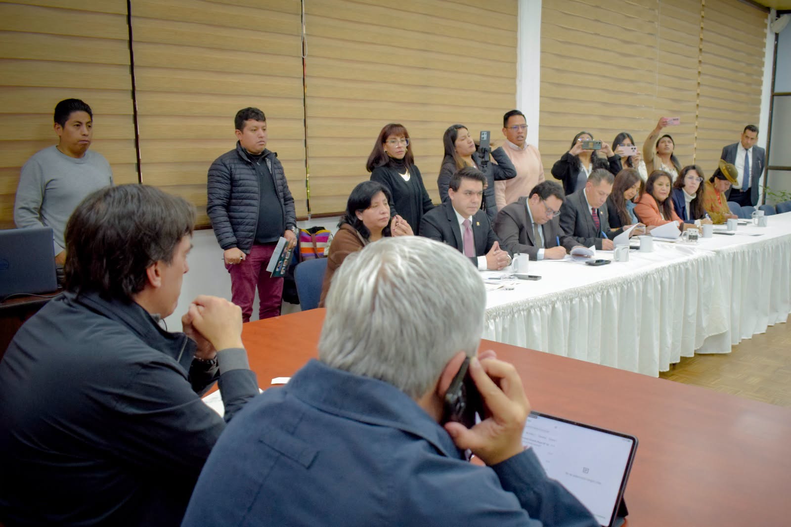 Autoridades del Gobierno y de la Brigada Parlamentaria de La Paz se reunieron. Foto: MOPSV.