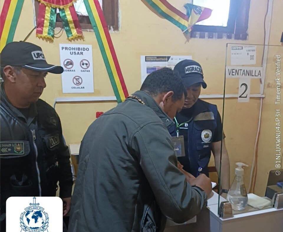 Coordinación entre Bolivia y Brasil permite la entrega de un ciudadano requerido por la justicia brasileña. (foto: Interpol)