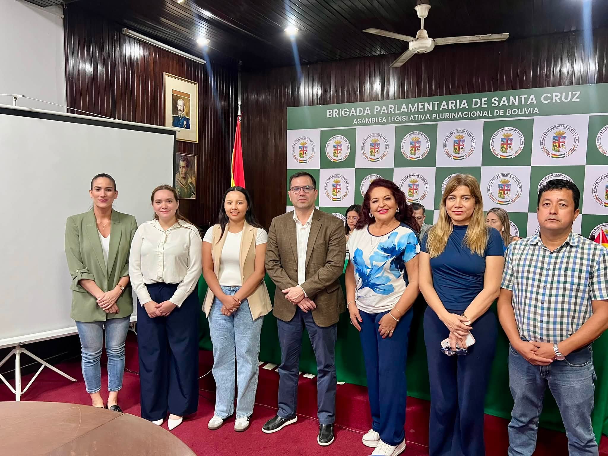 Legisladores anuncian que impulsarán temas importantes para Santa Cruz. Foto: Brigada Cruceña.