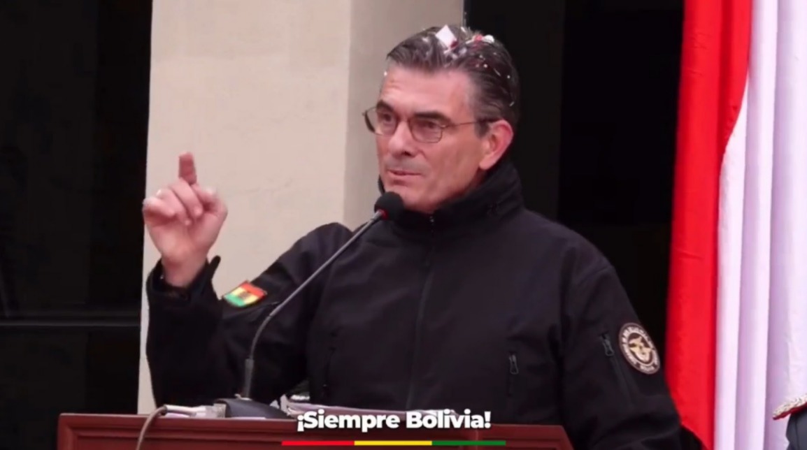 El presidente Rodrigo Paz, en la sesión de honor por el aniversario de la fundación de Tarija. Imagen: Captura.