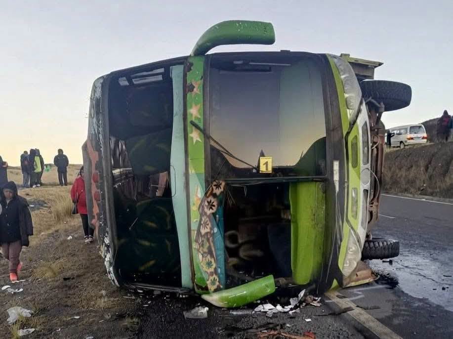 Accidente de tránsito en la comunidad de Lomita. Fotos: RRSS.