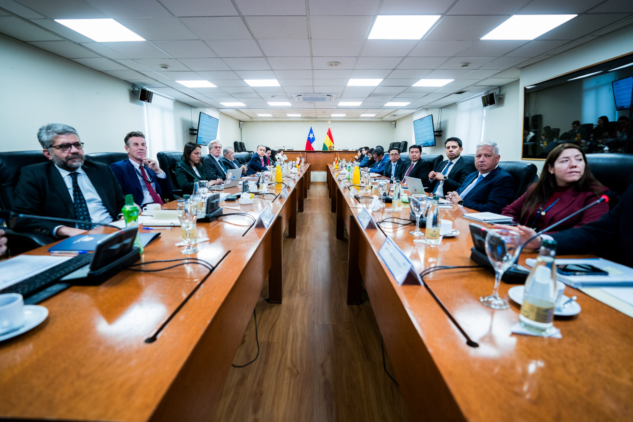 Autoridades de Bolivia y Chile reunidas en Santiago. Foto: Cancillería