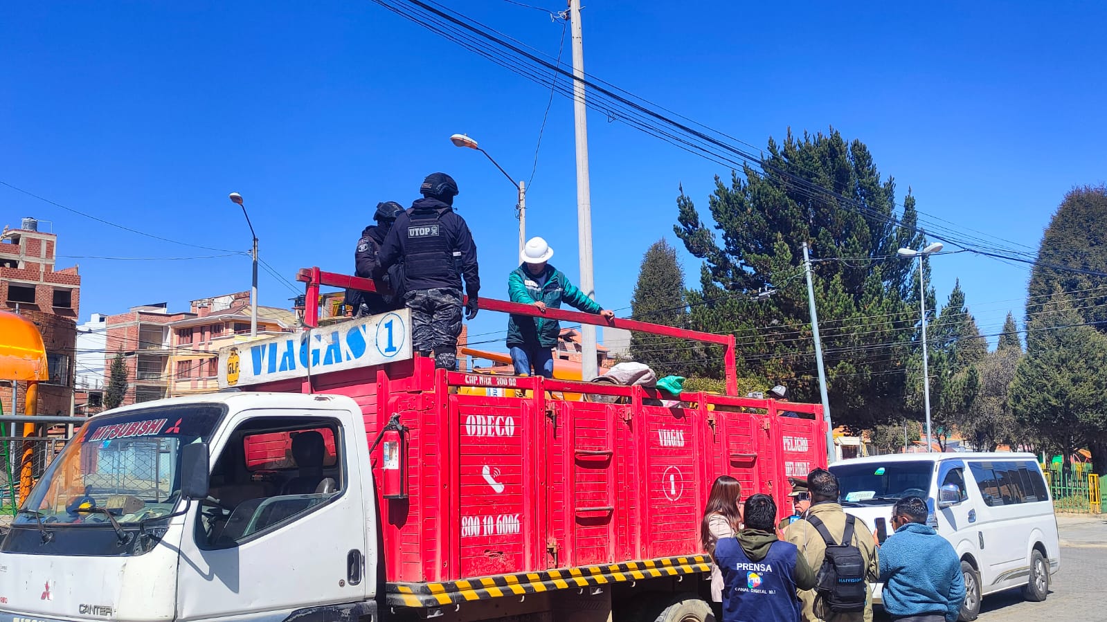 El operativo lo realizó la Policía Boliviana junto a personal de la ANH.