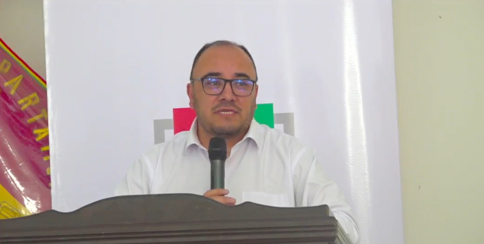El presidente del TSE, Gustavo Ávila, durante su intervención en el evento.