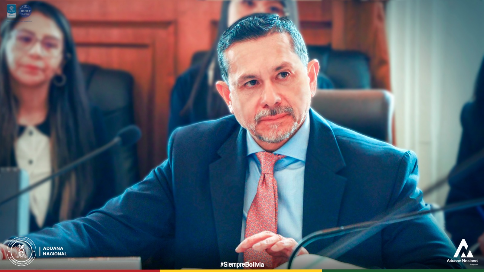 El presidente ejecutivo de la Aduana Nacional, Alberto Samuel Soto de la Vía, se encuentra estable tras una descompensación.