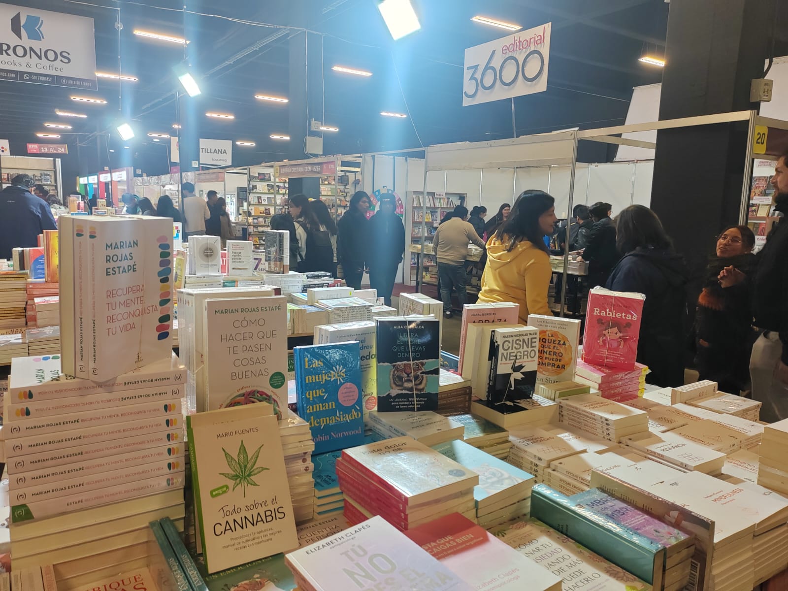 La inauguración se realizó hoy en el Campo Ferial Chuquiago Marka (Fotos: ABI)