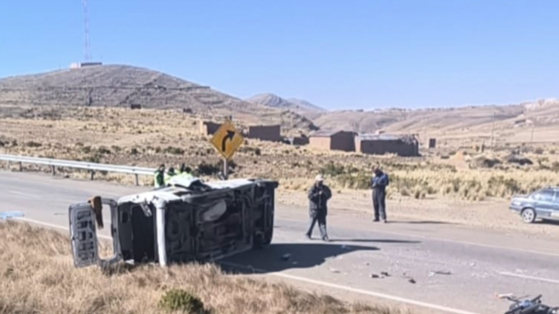 El estado en que quedó el vehículo tras al accidente. Foto: redes sociales