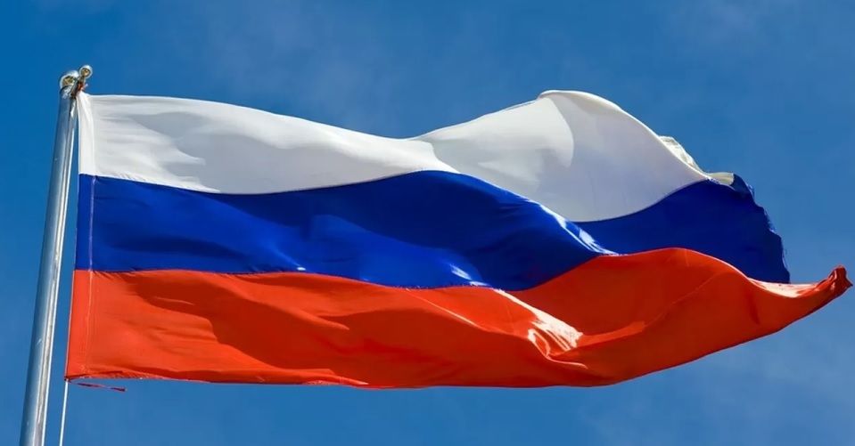 Imagen referencial de la bandera de Rusia. Foto: internet