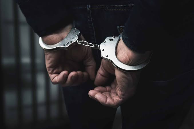 Luego de un operativo se pudo desarticular un grupo criminal en El Alto. Foto: Redes sociales.