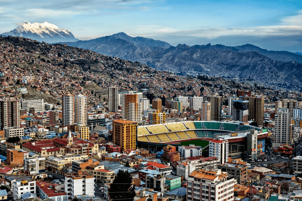 Diferentes espacios y empresas ofreceran promociones por el aniversario de La Paz.