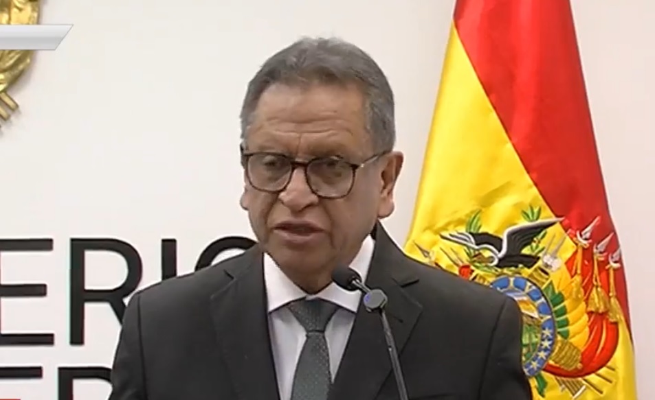 El ministro de Gobierno, Marco Antonio Oviedo, brinda conferencia de prensa. Foto: captura video