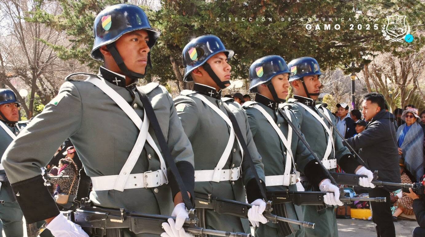 Efectivos de una de las unidades del Ejército de Bolivia, en un desfile. Foto: GAMO.