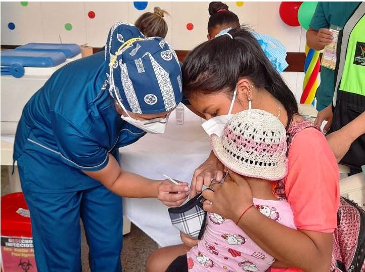 El bono de vacunación o viáticos de vacunación se pagan a todos los trabajadores en salud desde 2012. Foto: Ministerio de Salud.