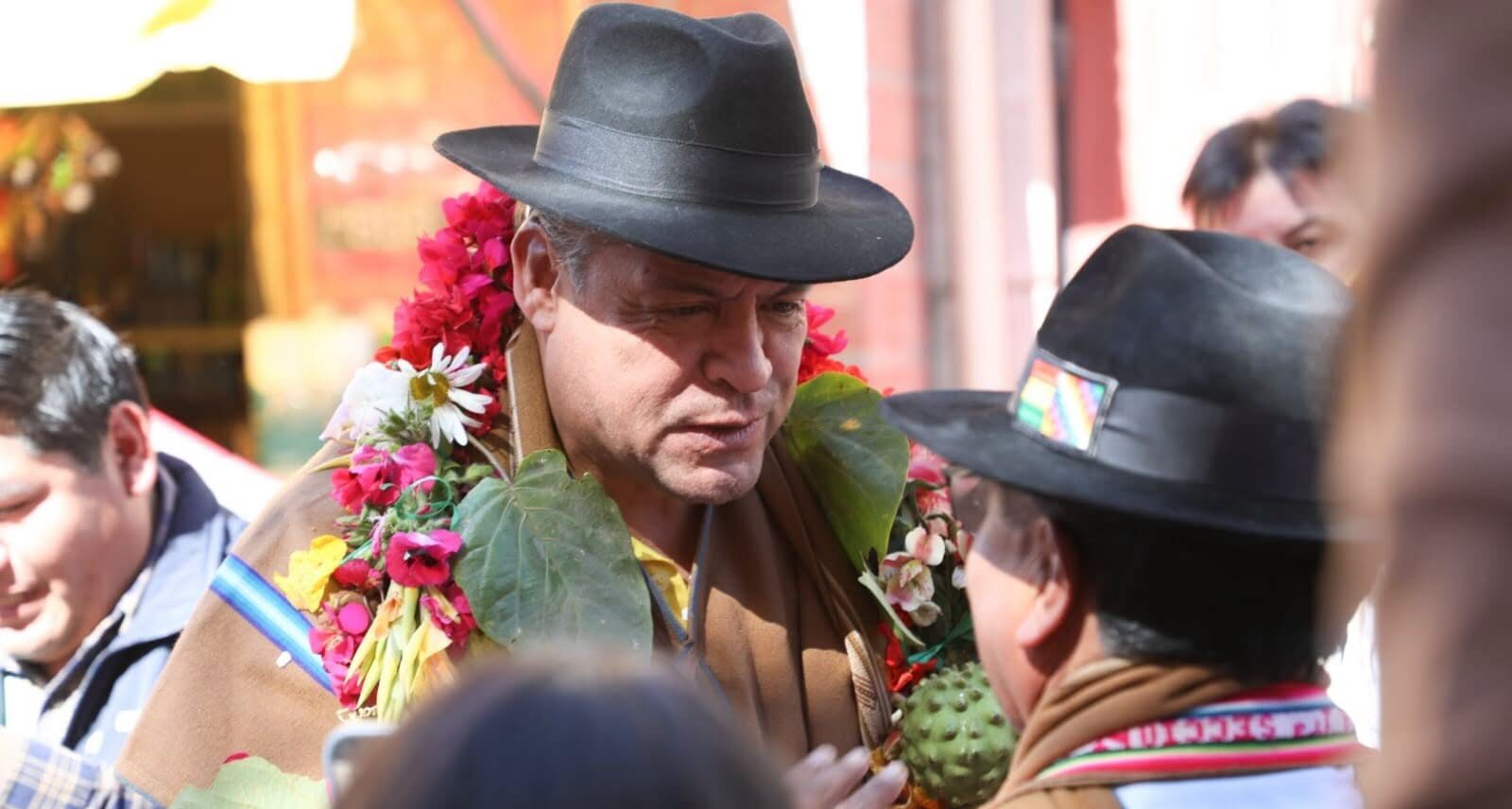 El gobernador de La Paz en su visita al municipio de Sorata. Foto: Gobernación de La Paz.