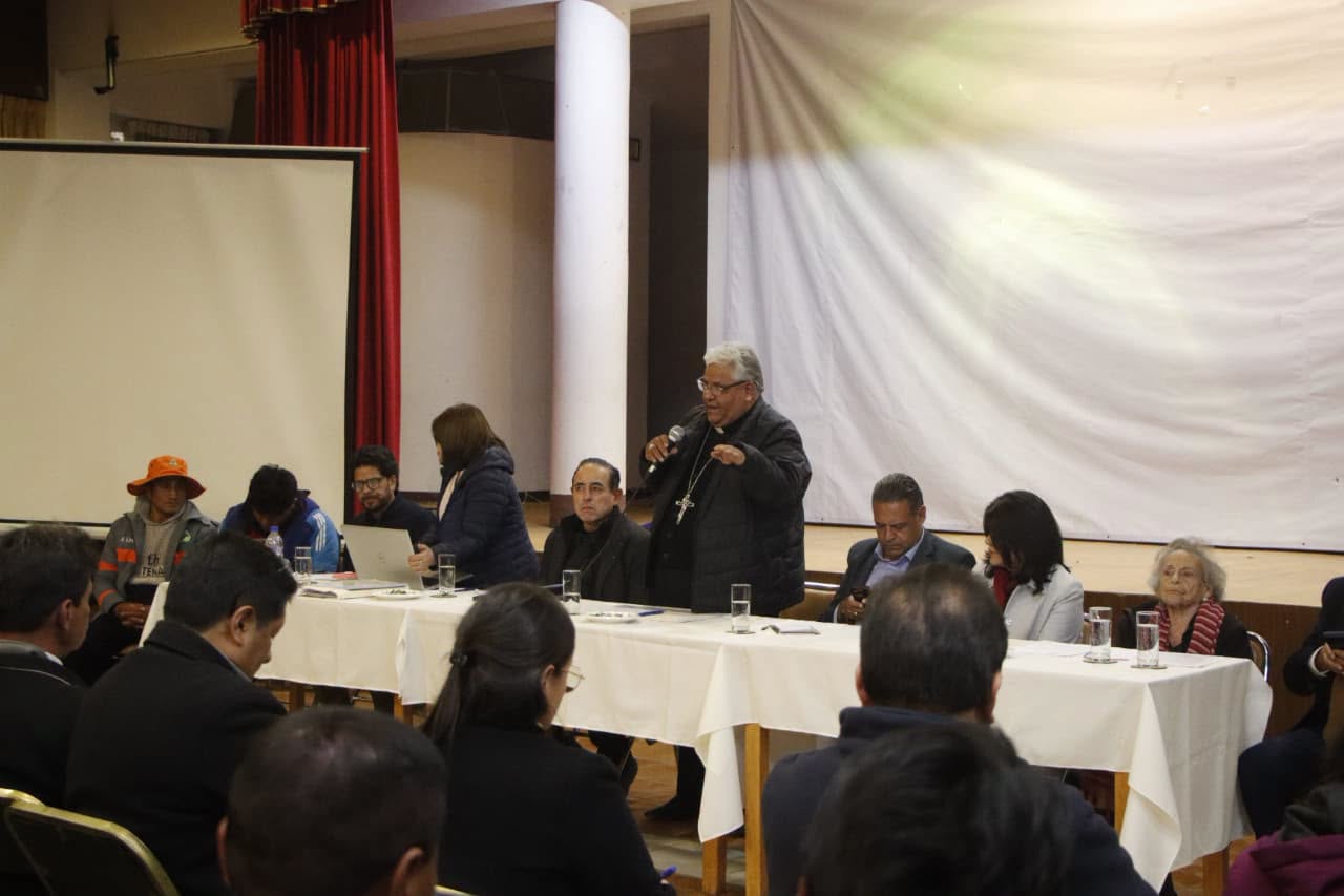 La Iglesia coadyuvó con el diálogo. Foto: GAMLP.