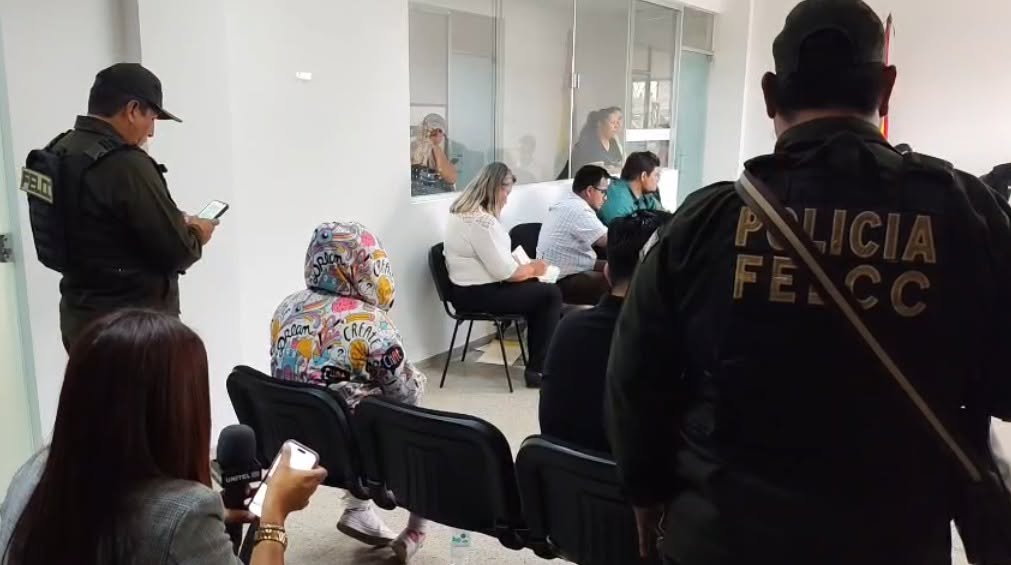 Audiencia de la pareja en Santa Cruz. Foto: Bolivia Tv