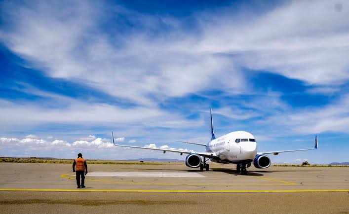 Una aeronave de BoA en un aeropuerto del país. Foto: MOPSV.