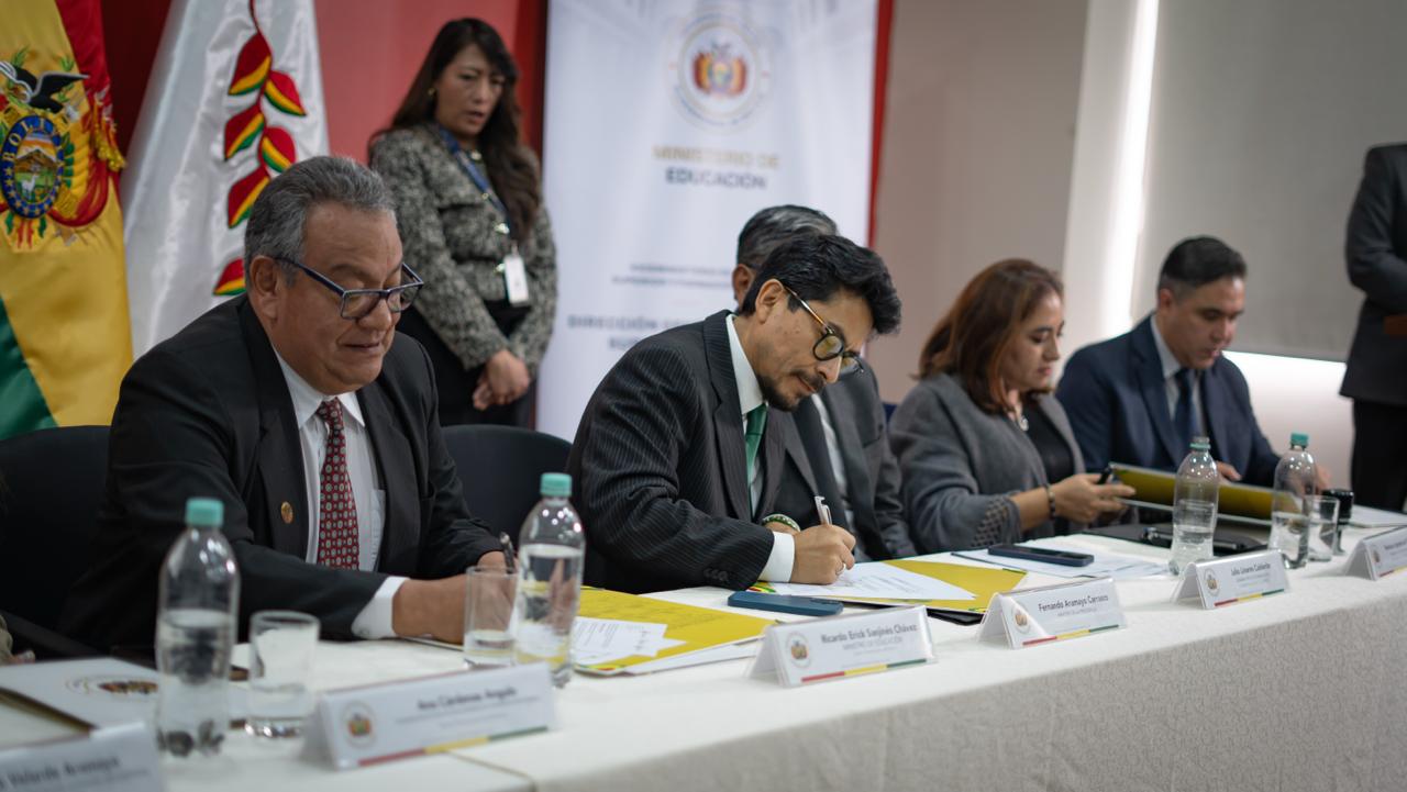 Firma de convenios marco de cooperación interinstitucional con la Asociación Nacional de Universidades Privadas. Fotos: Ministerio de la Presidencia.
