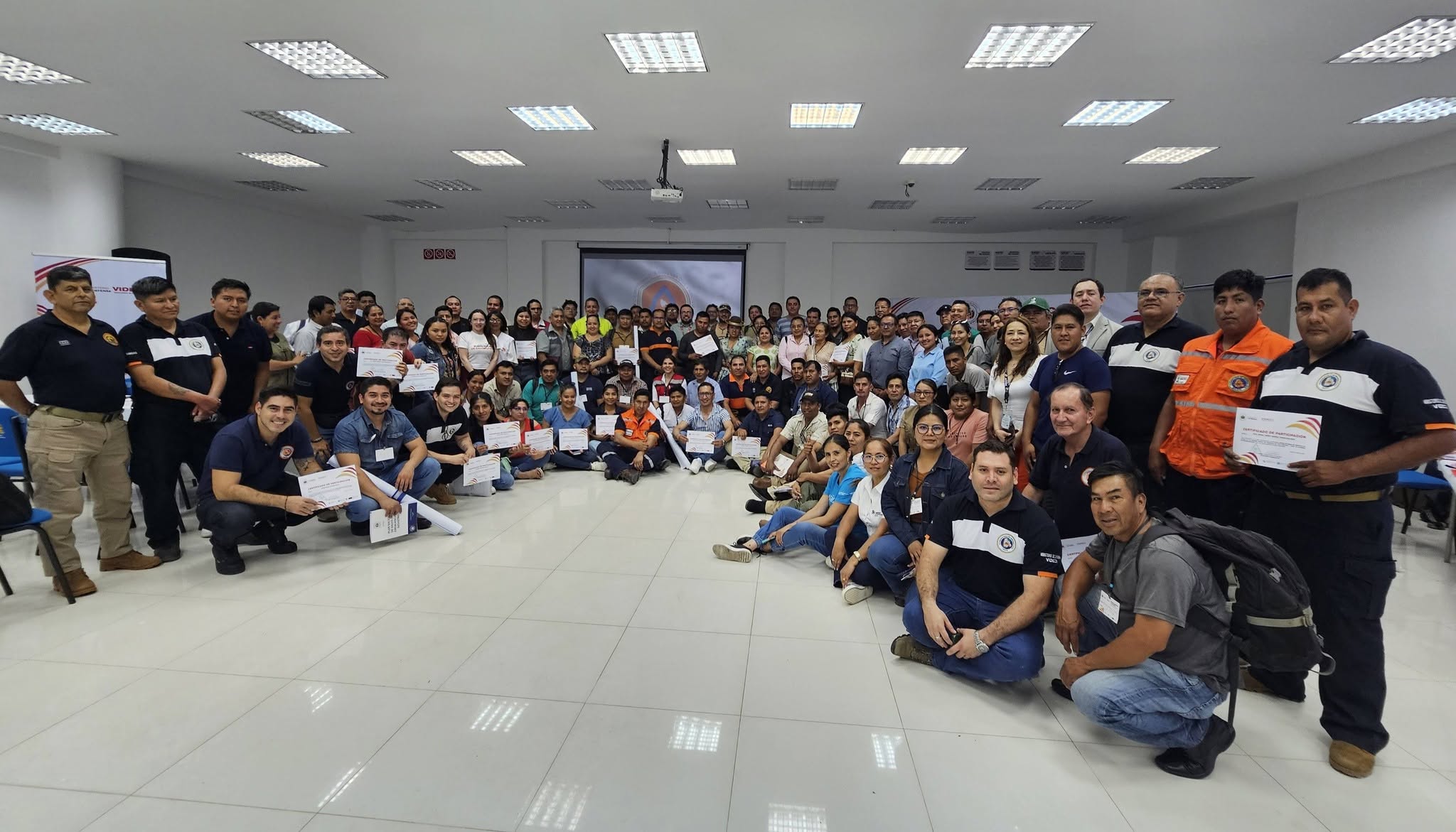 Evento de capacitación en Gestión del Riesgo de Desastres con enfoque en El Niño 2026-2027 en Santa Cruz. Fotos: Viceministerio de Defensa Civil.