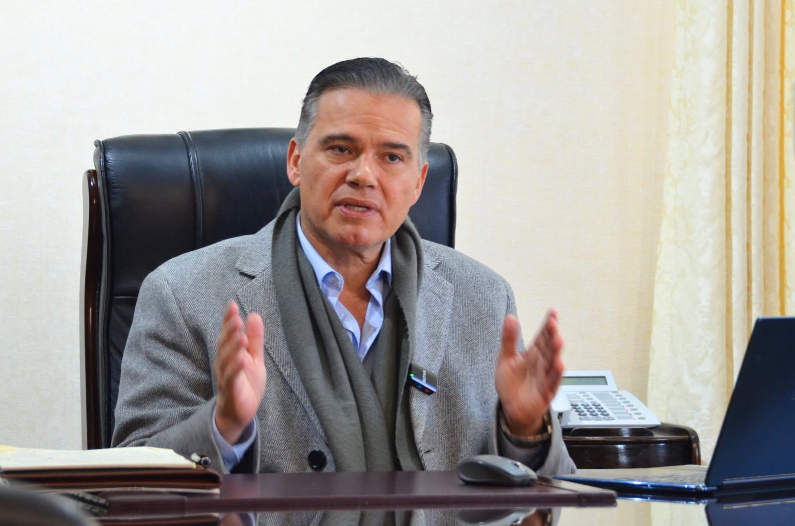 Ministro de Defensa, Ernesto Justiniano. Foto: Ministerio de Defensa.