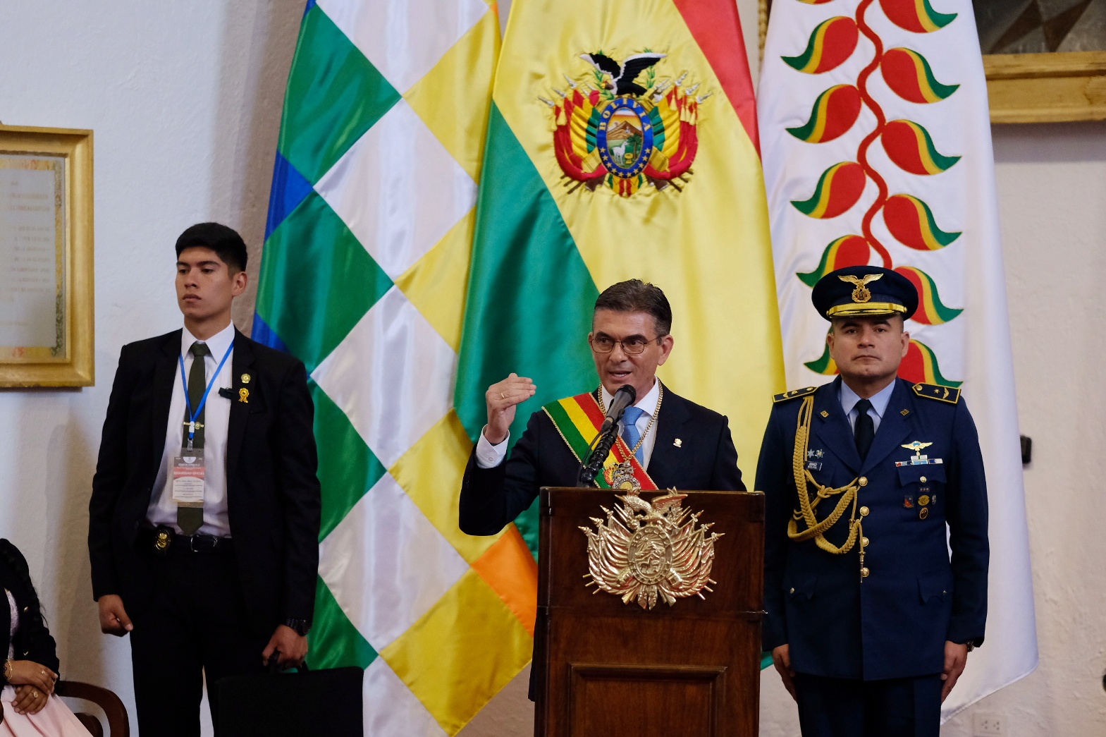 El presidente de Bolivia, Rodrigo Paz, durante su discurso por el 201 aniversario de Bolivia. Foto: Oficina del Presidente.