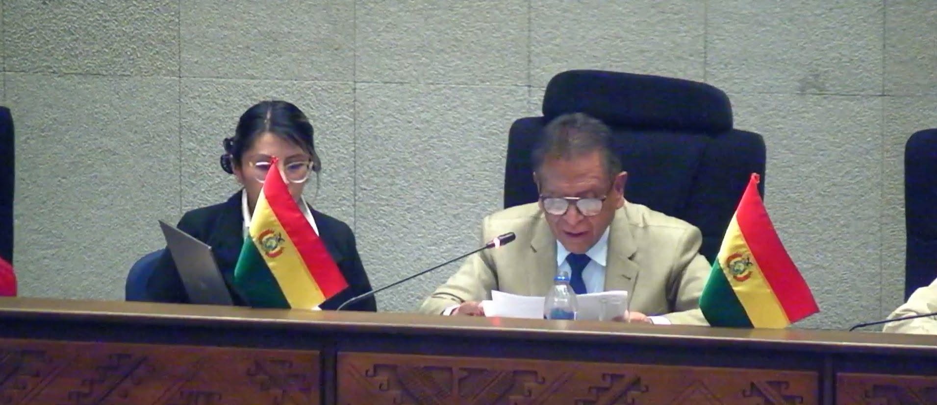Ministro de Gobierno, Marco Antonio Oviedo, en su informe a la Asamblea Legislativa. Foto: Ministerio de Gobierno.