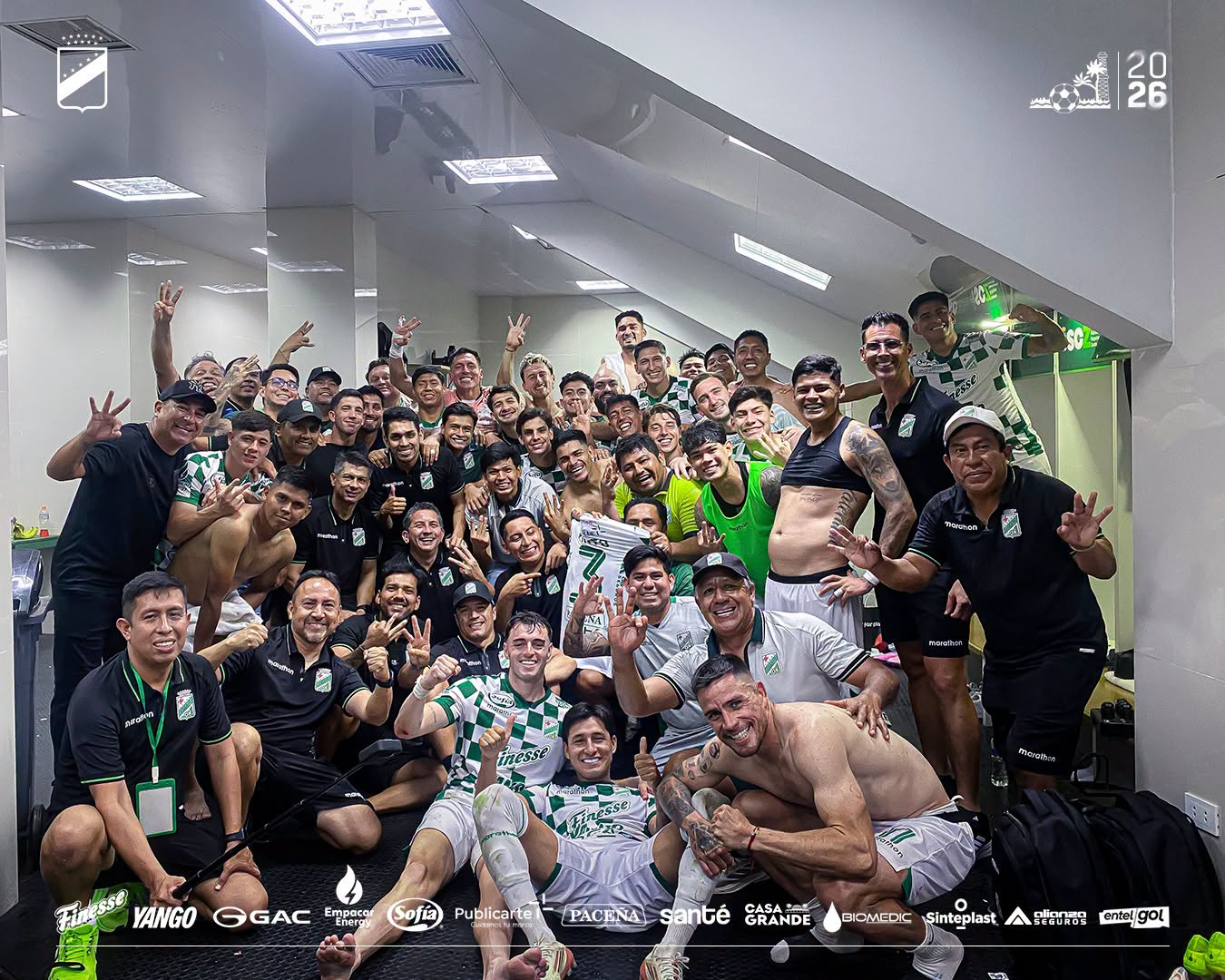 Club Deportivo Oriente Petrolero luego del partido. Foto: Oriente Petrolero.